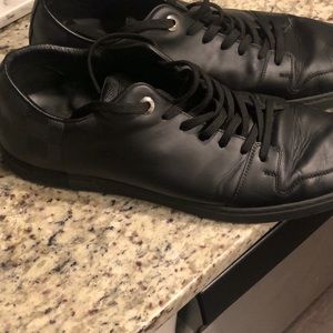 Louis Vuitton size 9.5 sneakers